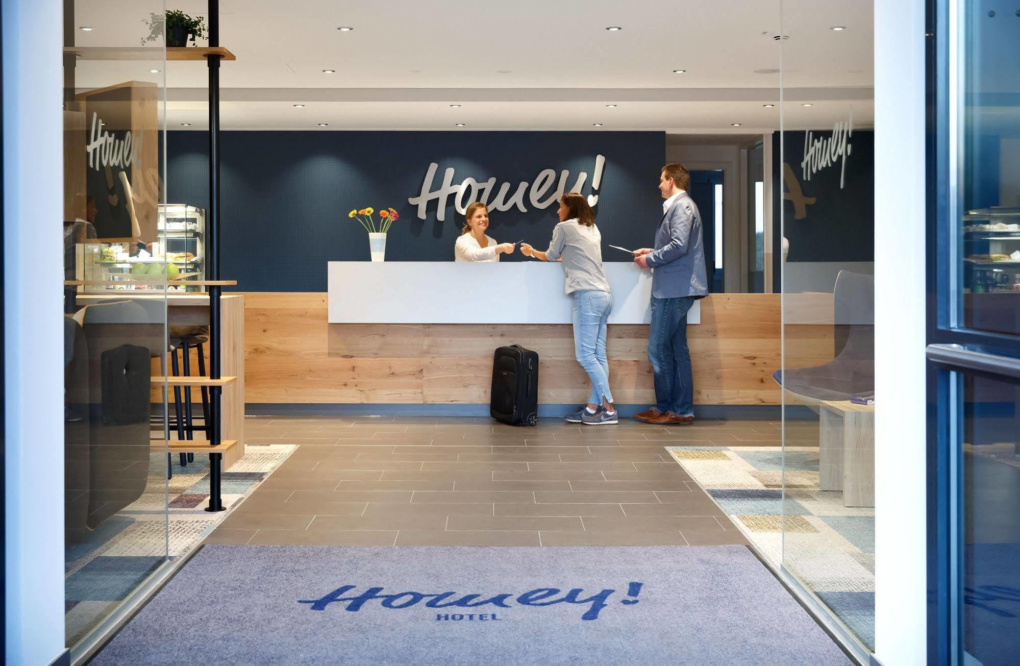 Homey! Hotel Regensburg Bagian luar foto